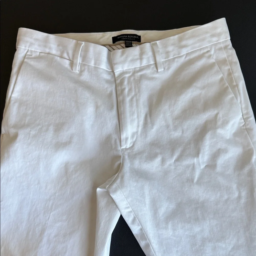 Banana Republic Aiden Slim Fit White Pants Men’s Chinos Size 32x30